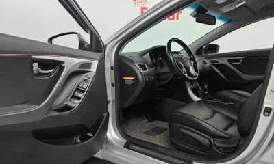 Hyundai Avante 2015, 90404 км, за 3243.84 USD - фото 11