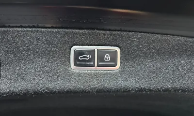 Genesis G90 2022, 60493 км, за 49554.01 USD - фото 20