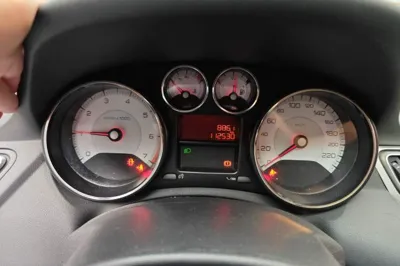 Peugeot 308 2014, 112500 км, за 2652 USD - фото 11