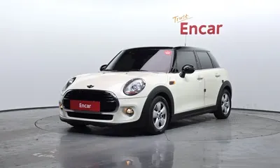MINI Cooper · 2016 год
