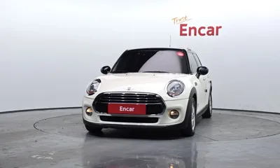 MINI Cooper 2016, 163385 км, за 3766.1 USD
