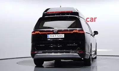 Kia Canival 2021, 122219 км, за 18051.73 USD