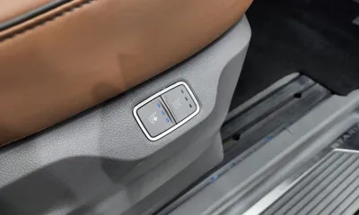 Hyundai Staria 2022, 112003 км, за 15302.46 USD - фото 34