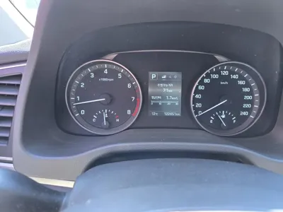 Hyundai Avante 2017, 122451 км, за 5795.4 USD - фото 15