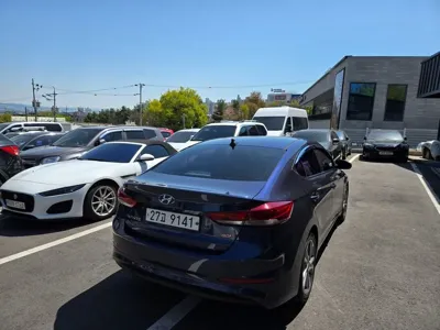 Hyundai Avante 2017, 122451 км, за 5795.4 USD - фото 20