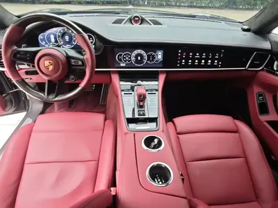 Porsche Panamera 2013, 85000 км, за 19981.96 USD