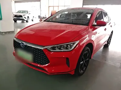 BYD e2 · 2022 год