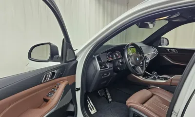 BMW X5 2023, 27712 км, за 64372.02 USD - фото 10