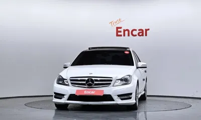 Mercedes-Benz C-Class 2013, 84395 км, за 6186.1 USD