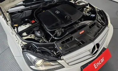 Mercedes-Benz C-Class 2013, 84395 км, за 6180.07 USD - фото 6