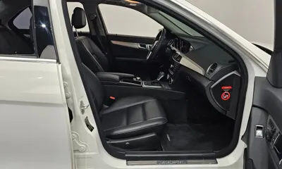 Mercedes-Benz C-Class 2013, 84395 км, за 6180.07 USD - фото 11