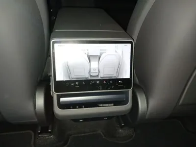 Tesla Model Y 2026, 865 км, за 27791.55 USD - фото 17