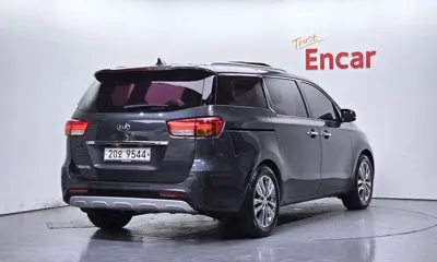 Kia Canival 2016, 93675 км, за 7337.39 USD