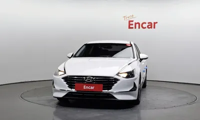 Hyundai Sonata 2022, 108470 км, за 10241.16 USD