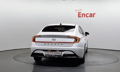 Hyundai Sonata 2022, 108470 км, за 10241.16 USD