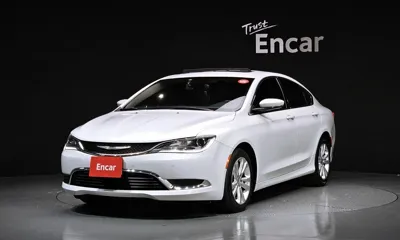 Chrysler 200 · 2015 год