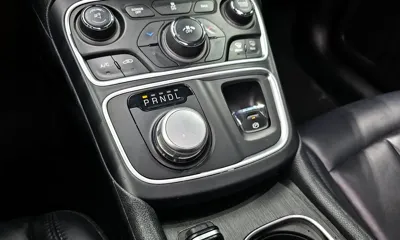 Chrysler 200 2015, 128844 км, за 2582.78 USD - фото 9