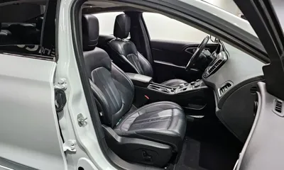 Chrysler 200 2015, 128844 км, за 2582.78 USD - фото 10