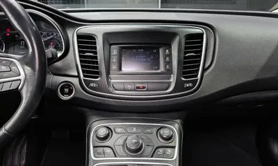 Chrysler 200 2015, 128844 км, за 2582.78 USD - фото 16