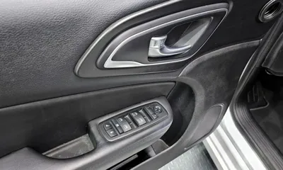 Chrysler 200 2015, 128844 км, за 2582.78 USD - фото 18