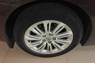 Buick LaCrosse 2016, 144600 км, за 8766 USD - фото 11