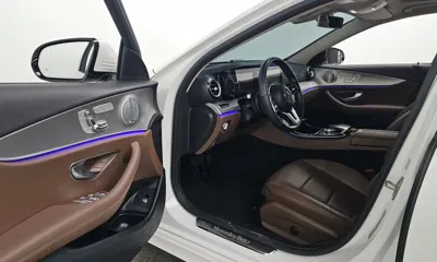 Mercedes-Benz E-Class 2019, 44281 км, за 20166.55 USD - фото 10