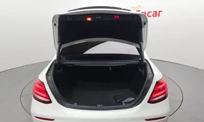 Mercedes-Benz E-Class 2019, 44281 км, за 20166.55 USD - фото 20