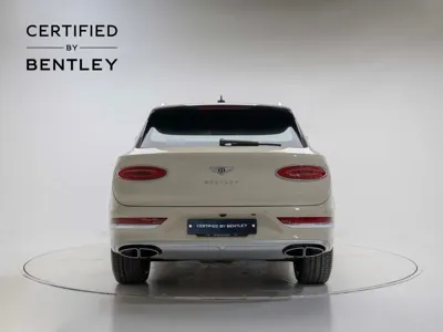 Bentley Bentayga 2025, 4698 км, за 214522.45 USD - фото 3