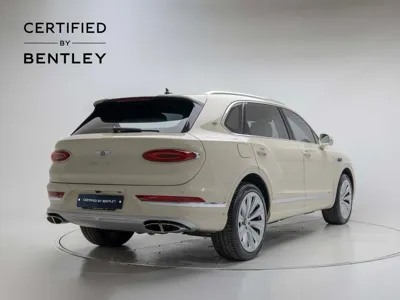 Bentley Bentayga 2025, 4698 км, за 214522.45 USD - фото 4