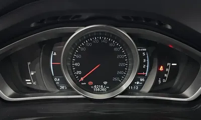 Volvo V40 2016, 156260 км, за 5144.23 USD - фото 8