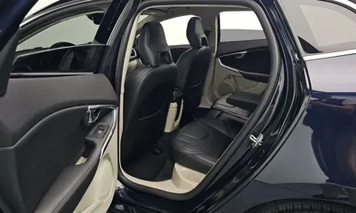 Volvo V40 2016, 156260 км, за 5144.23 USD - фото 11