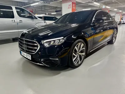 Mercedes-Benz E-Class 2025, 15742 км, за 48171.92 USD