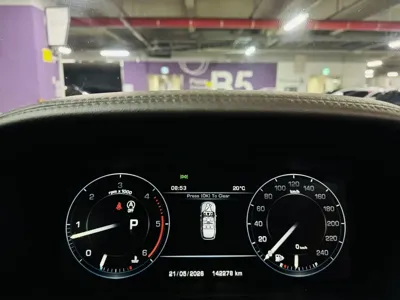 Land Rover Range Rover 2016, 142278 км, за 16345.02 USD - фото 8