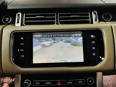 Land Rover Range Rover 2016, 142278 км, за 16345.02 USD - фото 16