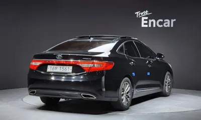 Hyundai Grandeur 2012, 137274 км, за 3237.53 USD