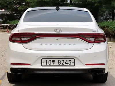 Hyundai Grandeur 2018, 143751 км, за 9765.48 USD