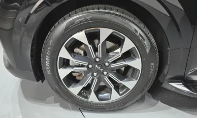 Kia Canival 2023, 75883 км, за 21473.4 USD