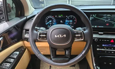 Kia Canival 2023, 75883 км, за 21473.4 USD - фото 14