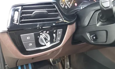 BMW 5-Series 2019, 82164 км, за 19869.72 USD - фото 20