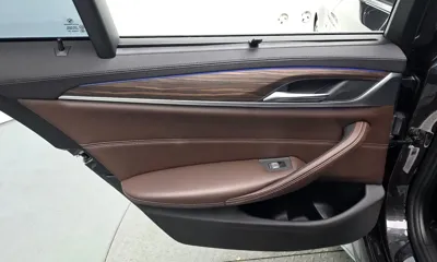 BMW 5-Series 2019, 82164 км, за 19869.72 USD - фото 25