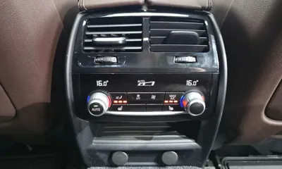 BMW 5-Series 2019, 82164 км, за 19869.72 USD - фото 29