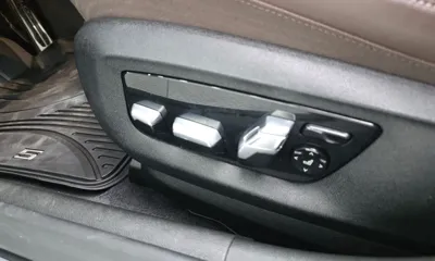 BMW 5-Series 2019, 82164 км, за 19869.72 USD - фото 31