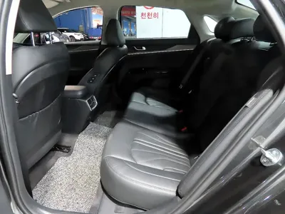 Kia K5 2020, 137265 км, за 9055.38 USD - фото 13