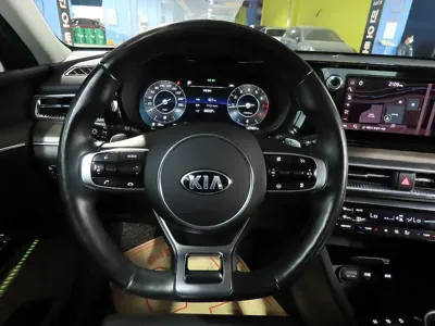 Kia K5 2020, 137265 км, за 9055.38 USD - фото 15