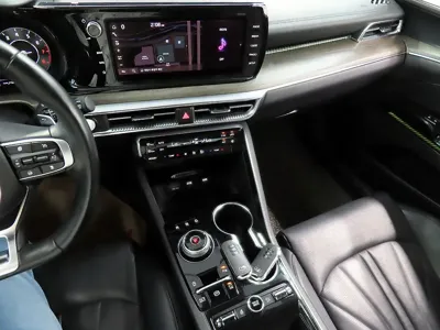Kia K5 2020, 137265 км, за 9055.38 USD - фото 17
