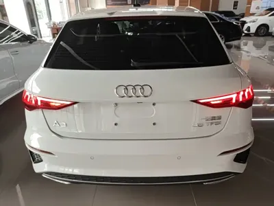 Audi A3 2023, 14300 км, за 19319.81 USD - фото 6