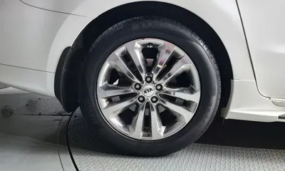 Kia Canival 2016, 278107 км, за 5912.92 USD