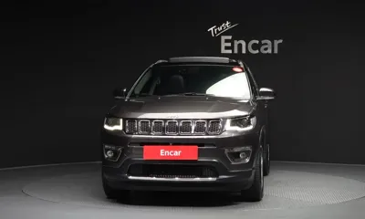 Jeep Compass 2019, 67502 км, за 7605.8 USD