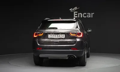 Jeep Compass 2019, 67502 км, за 7605.8 USD