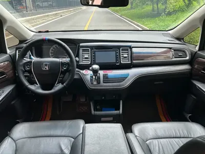 Honda Elysion 2017, 96000 км, за 13978.54 USD - фото 8
